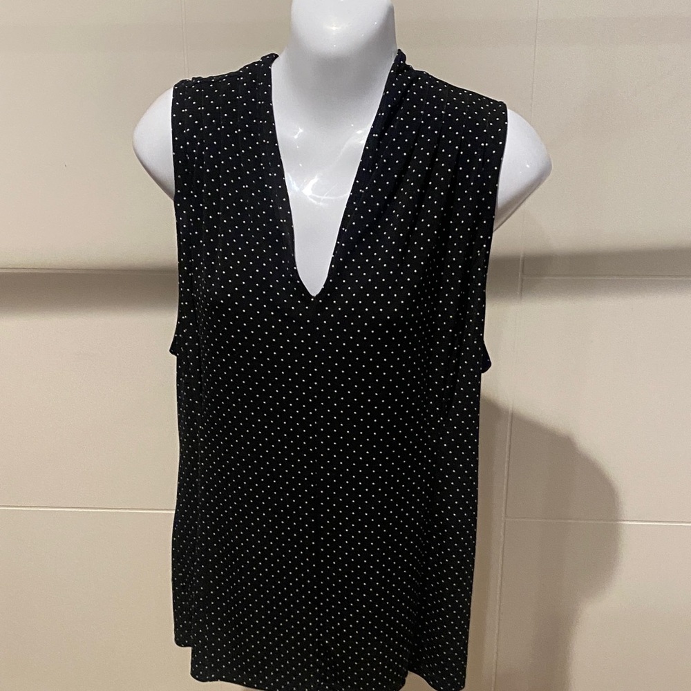 Ann Taylor Black and White Sleeveless Blouse